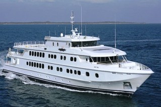 Motor Yacht True North  Cruising